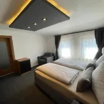 乌尔盯格霍夫宾馆 宾馆 2*